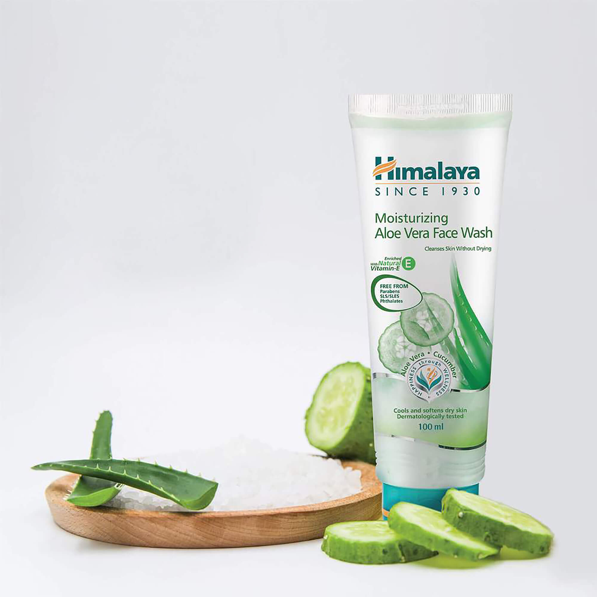 Moisturizing Aloe Vera Face Wash Himalaya Wellness (Singapore)